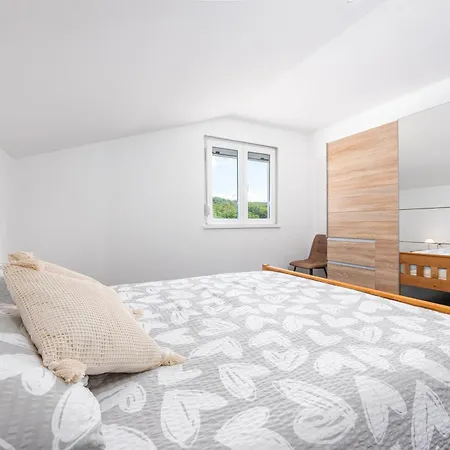Josip Apartment