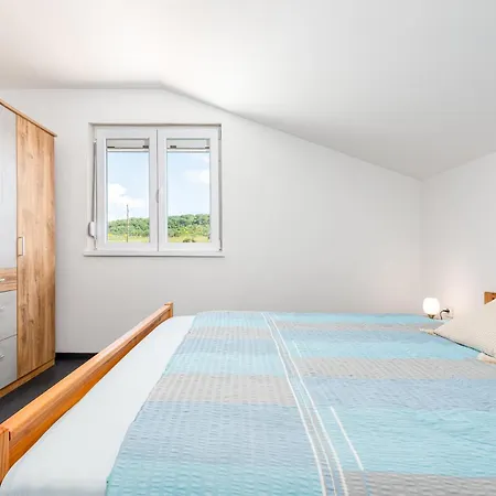 Apartment Josip