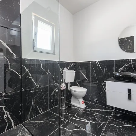 Apartment Josip
